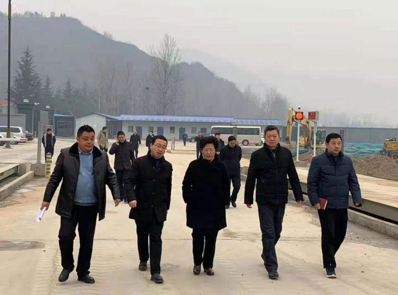 【子公司動態】提升政治站位 打造綠色國企--嵩縣縣長宗玉紅到榮弘公司調研